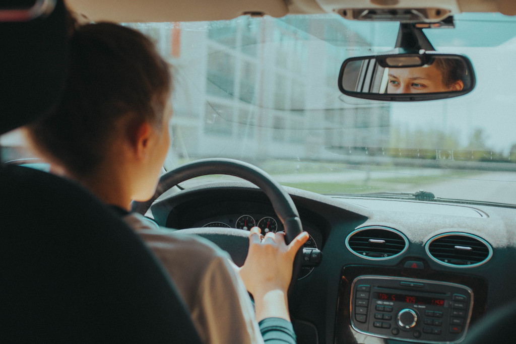 Почему поднимается указатель температуры автомобиля?