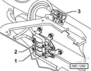 Дополнительные предохранители в водоотводящем коробе (RS6): Audi A6 (1997, 1998, 1999, 2000, 2001, 2002, 2003, 2004)