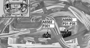 Расположение блоков предохранителей и реле BMW 1-й серии E81 E82 E87 E88 2004-2013 - схема 9 Расположение блоков предохранителей и реле BMW 1-й серии E81 E82 E87 E88 2004-2013 - схема 9