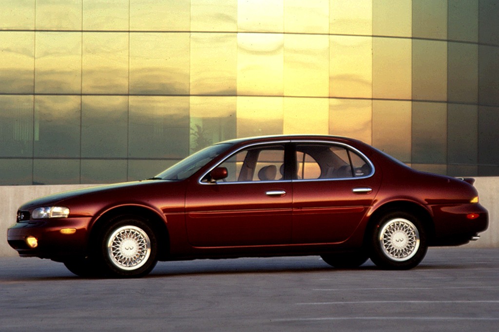 Предохранители Infiniti J30 1993-1997