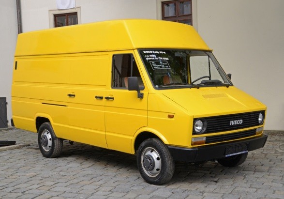 Расположение блоков предохранителей и реле Iveco Daily I 1978–1990