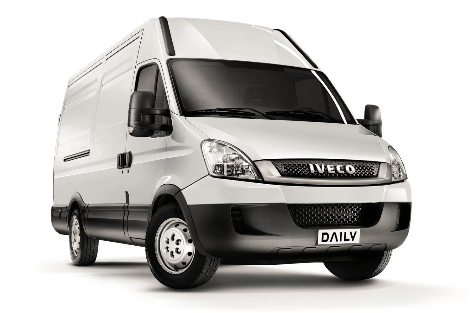 Расположение блоков предохранителей и реле Iveco Daily III 2000-2006