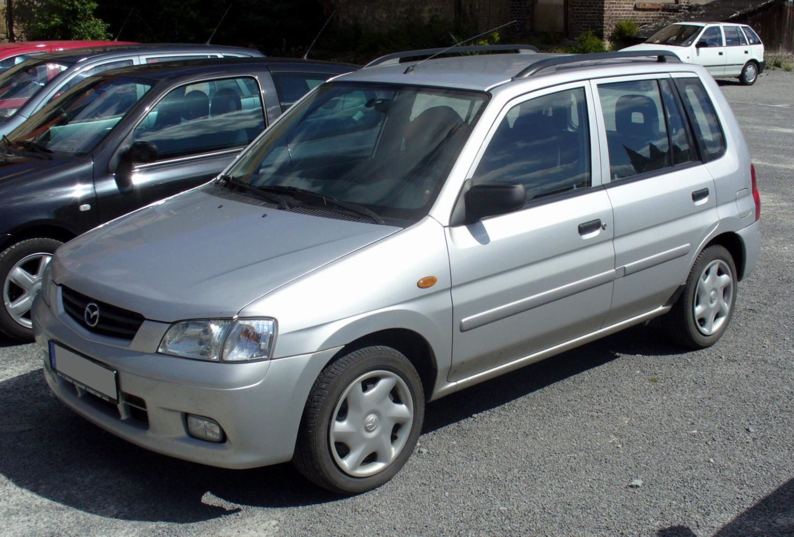 Предохранители Mazda 2 2001