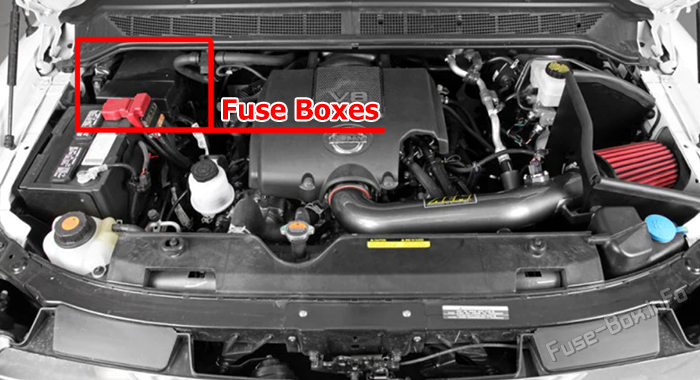 Расположение предохранителей в моторном отсеке Nissan Armada (TA60; 2004-2007)