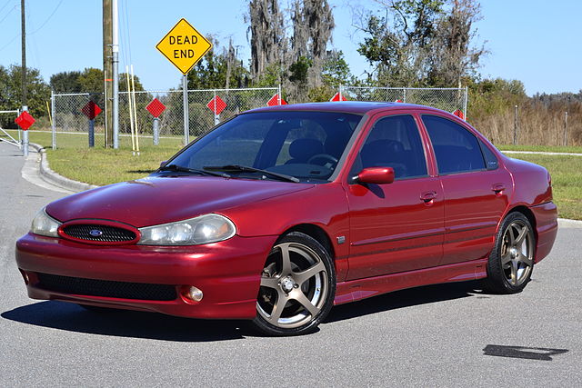 Предохранители Ford Contour и Mercury Mystique (1995-2000)