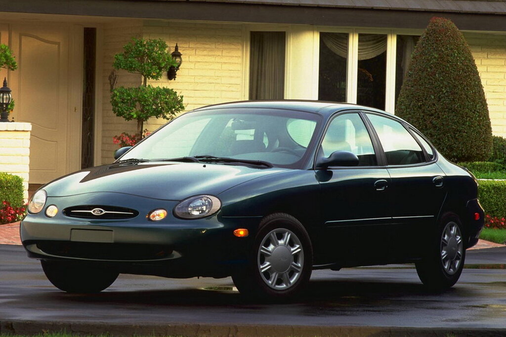 Предохранители Ford Taurus (1995-1999)