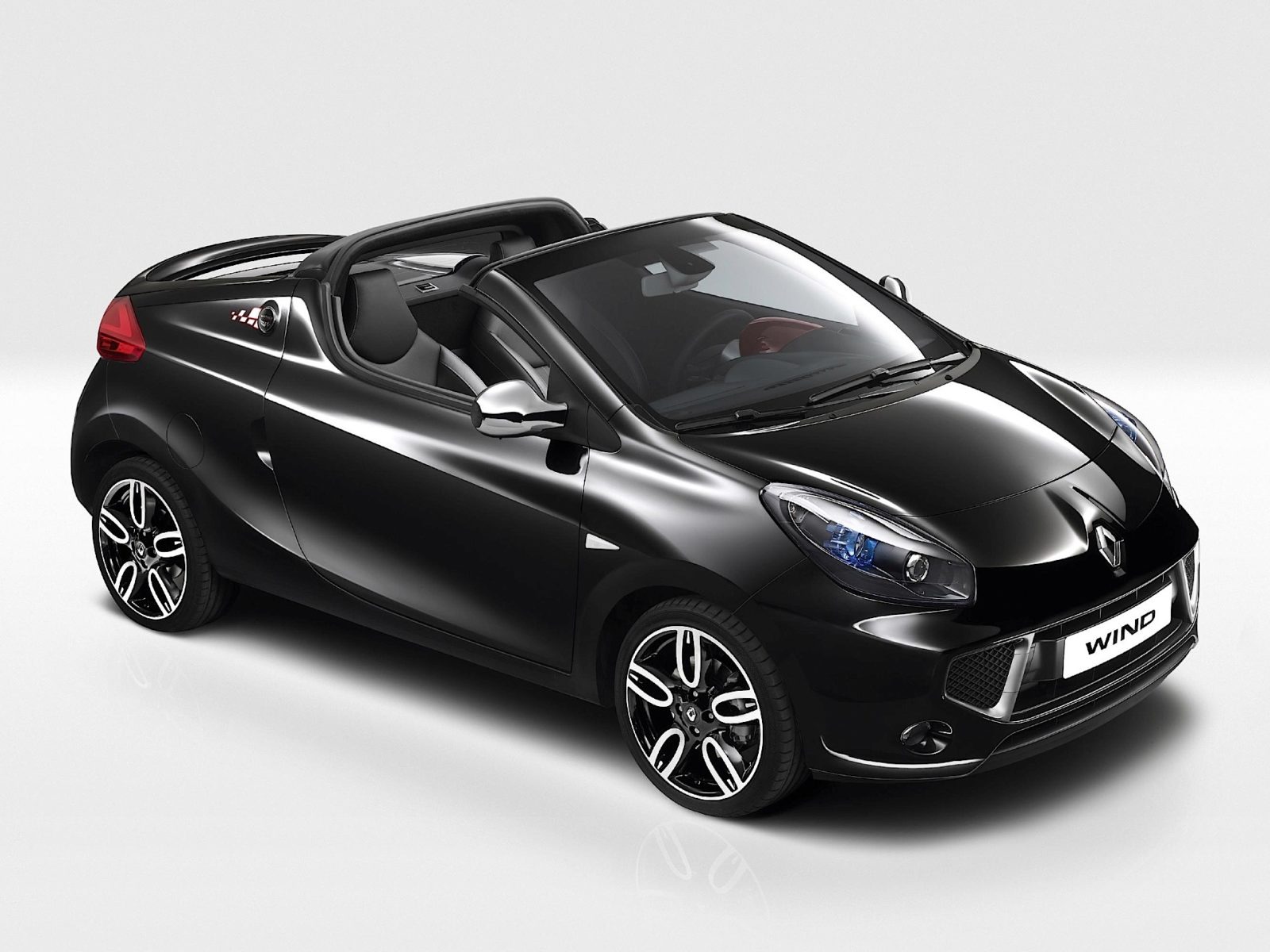 Предохранители Renault Wind Roadster (2010-2013)