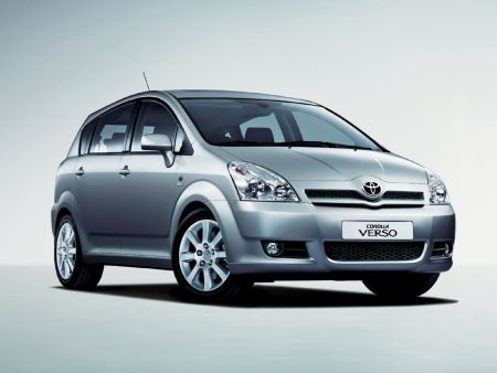 Предохранители Toyota Corolla Verso (AR10 2004-2009)