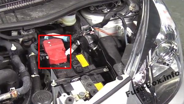 Расположение блоков предохранителей и реле Предохранители и реле Toyota iQ / Scion iQ (2008-2015) - схема 7