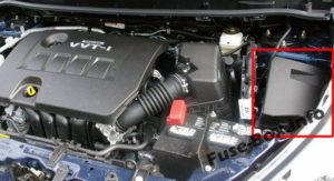 Расположение блоков предохранителей и реле Предохранители и реле Toyota Matrix (E140; 2009-2014) - схема 3