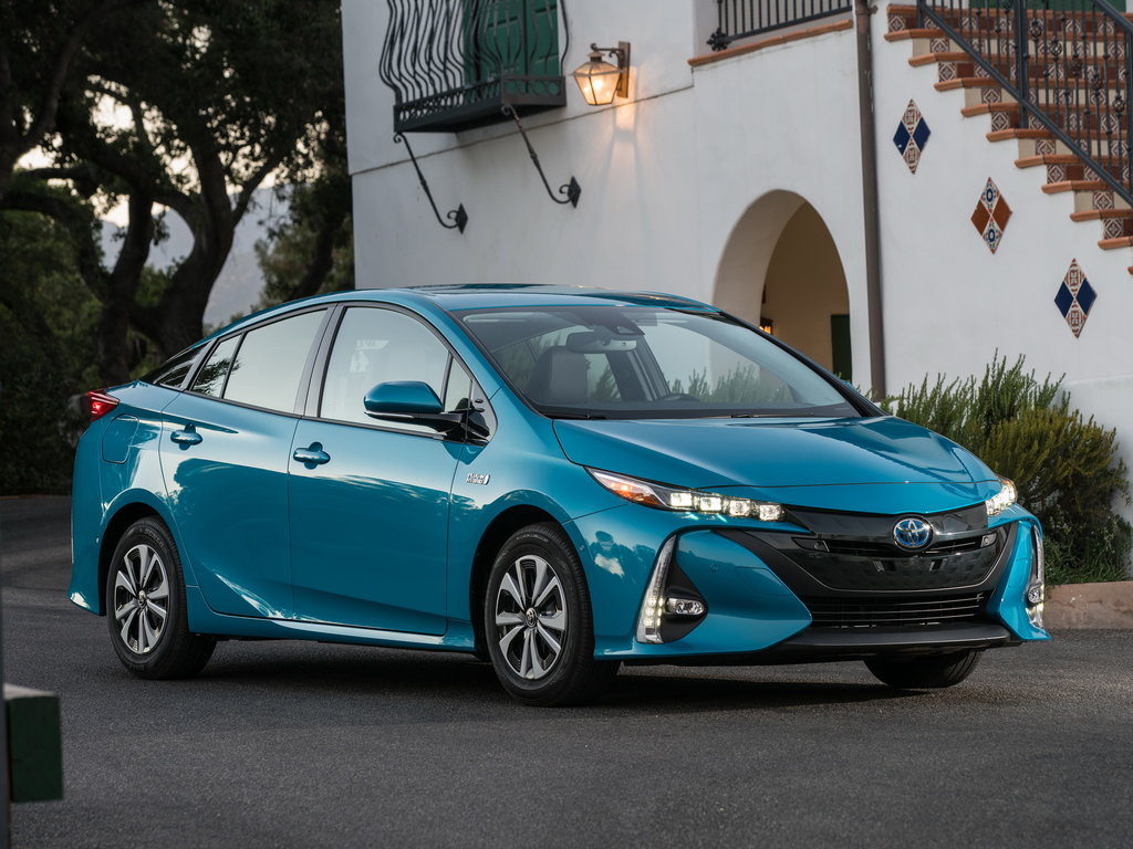 Предохранители Toyota Prius (XW50 2016-2019 ..)