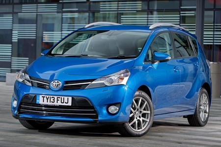 Предохранители Toyota Verso-S / Ractis (NCP120 2010-2017)
