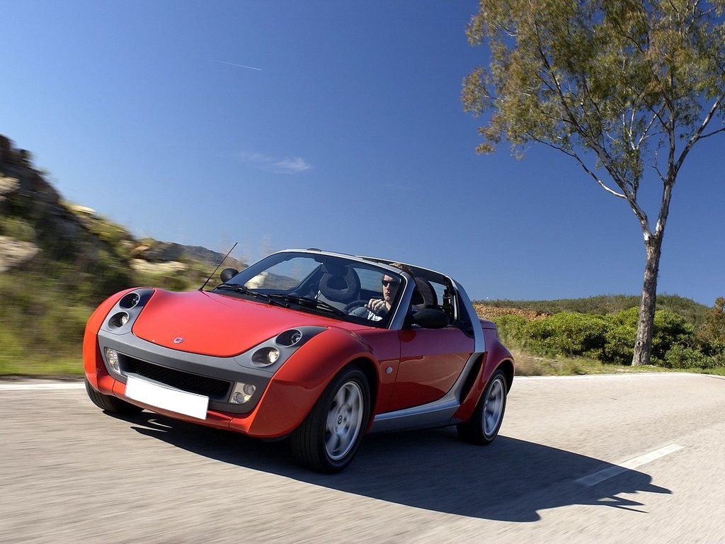 Расположение блоков предохранителей и реле Smart Roadster 2003-2005